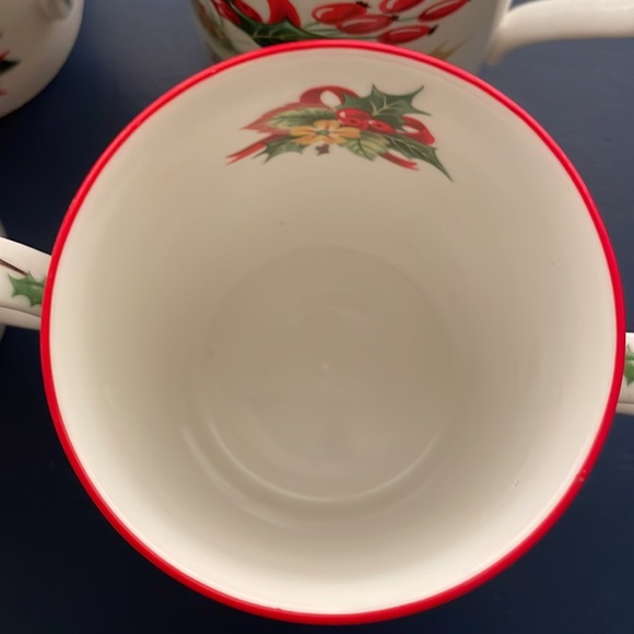 4PC Set Crown Trent Staffordshire Christmas Mugs Bone China - Picture 6 of 10